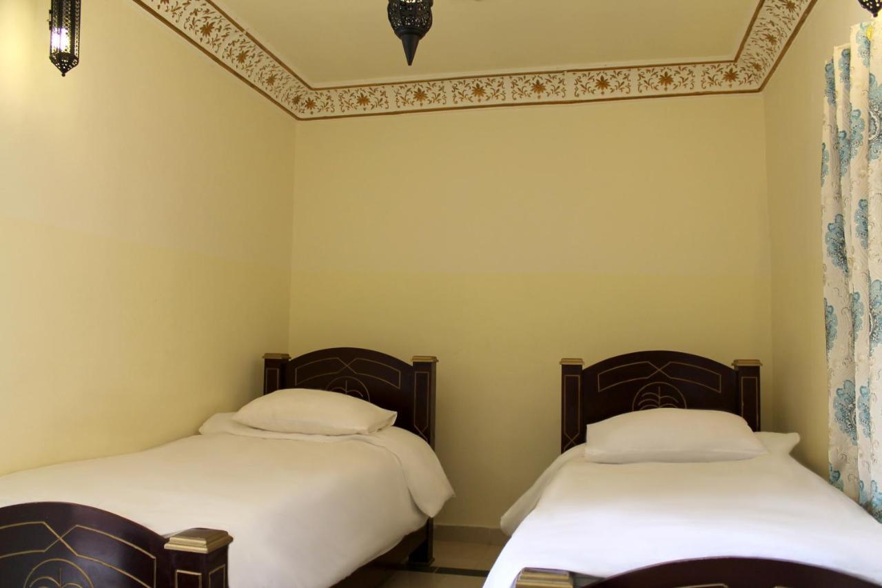 Hotel Golden Palm Oasis Fulayj al Masha'ikh Exterior foto