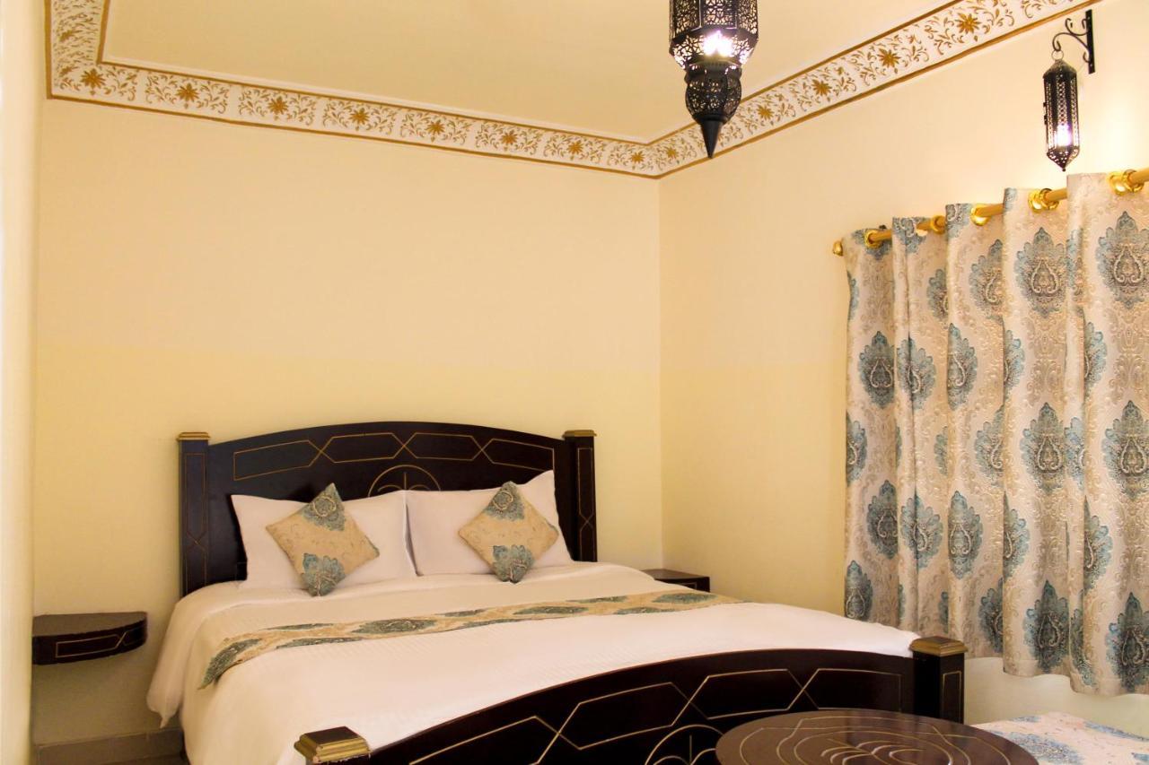 Hotel Golden Palm Oasis Fulayj al Masha'ikh Exterior foto